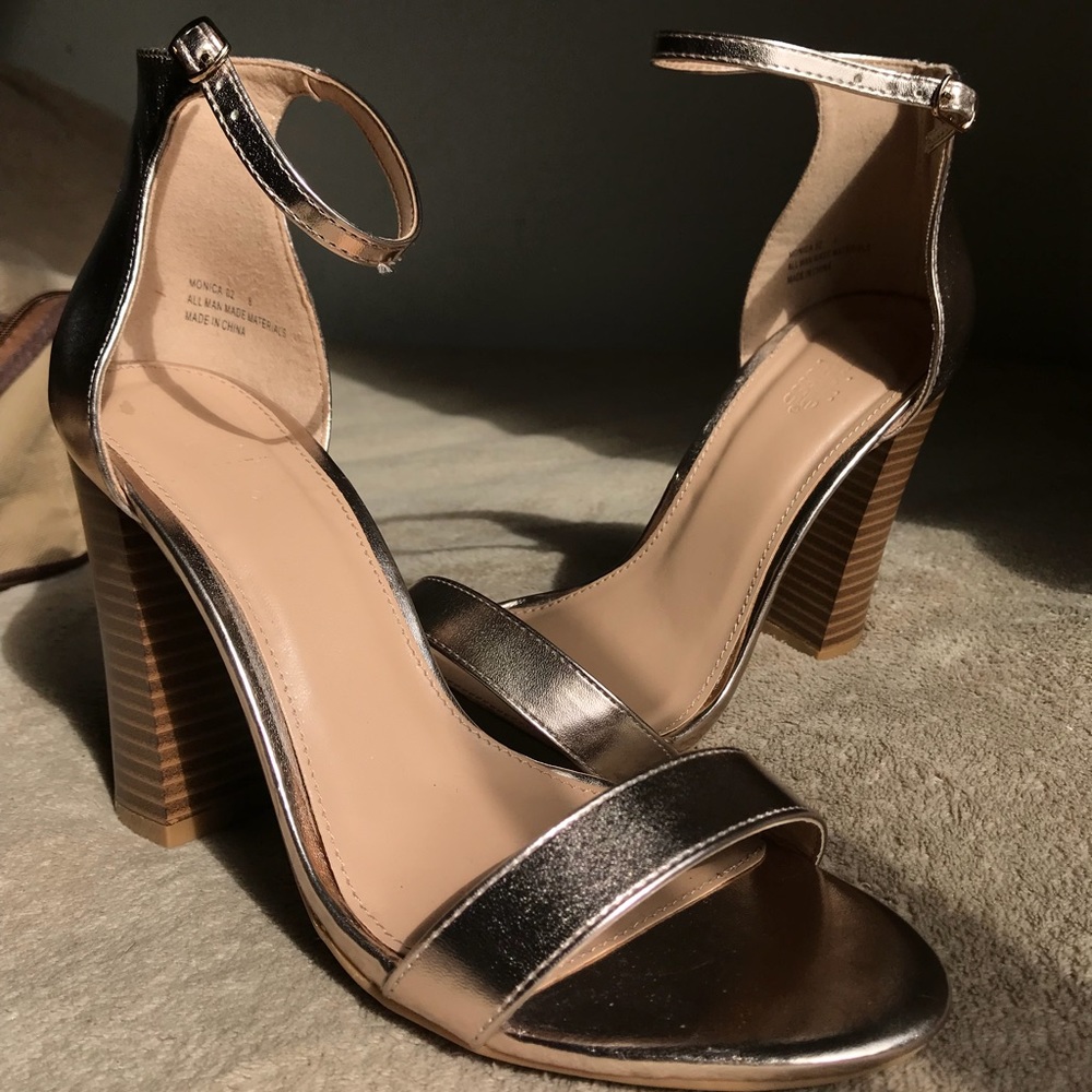 HEELS